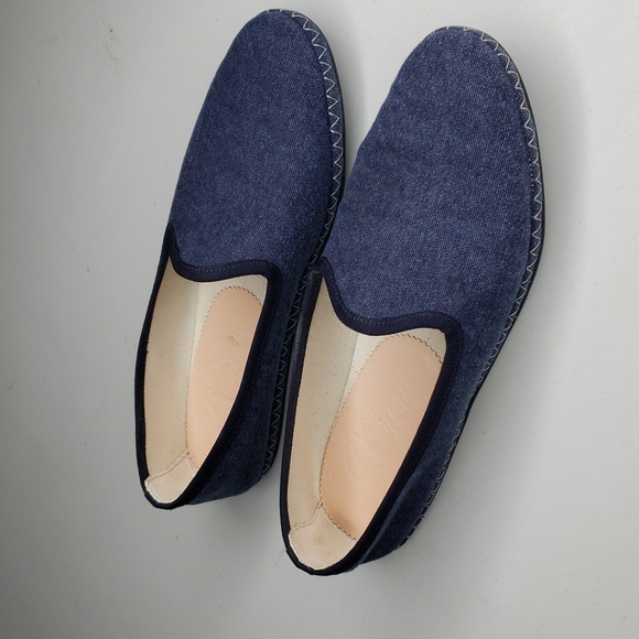 J. Crew Shoes - J Crew Contrast Tipped Venetian Loafers Size 6 in Navy Blue